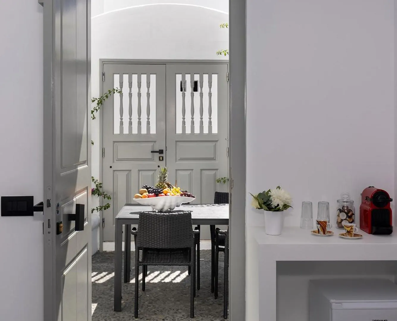 Alexandros Central Suites, Mykonos Town, With Shared Rooftop Terrace
